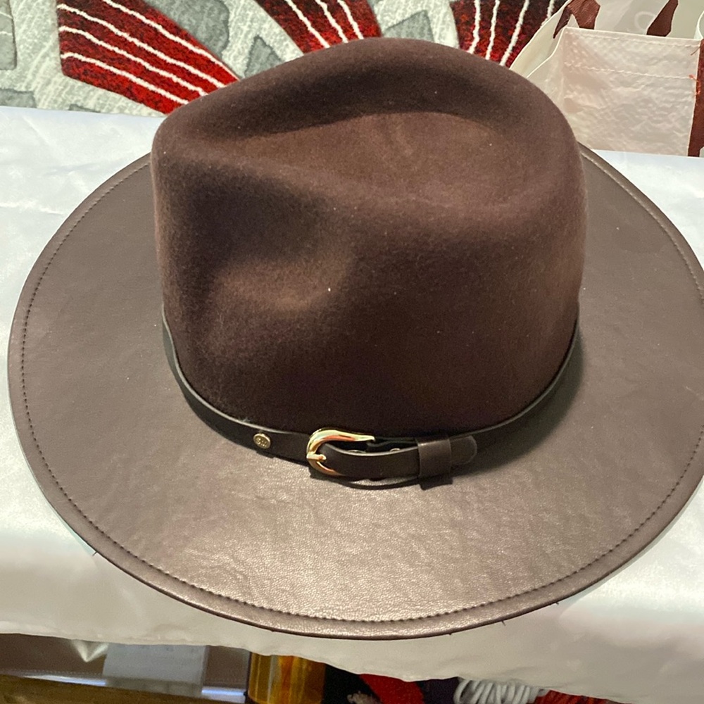 NWT unisex Hat